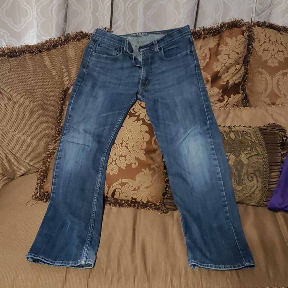 Levi jeans